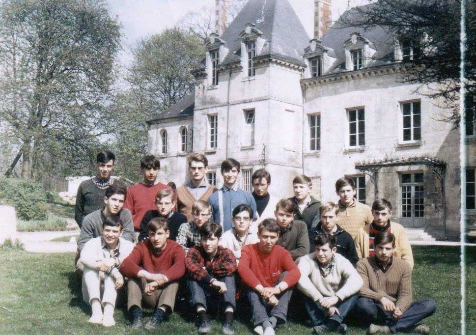 Un Peu De Géographie Et Dhistoire Lycée Des Métiers Château Potel